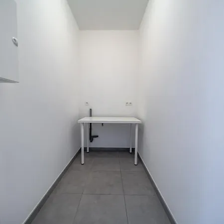 شقة 3 Bedroom Apartment, Quiet And *